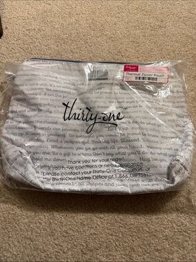 thirty-one White Script Thermal Zipper Pouch